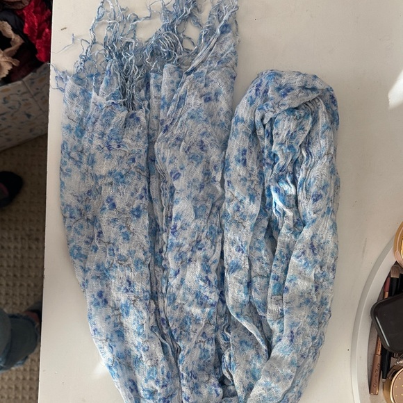 Trendy Boutique Blue and White Women's Scarf - Picture 3 of 3